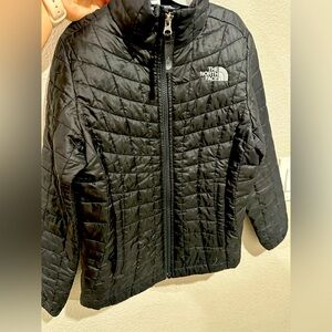Girls North Face Jacket size 7/8